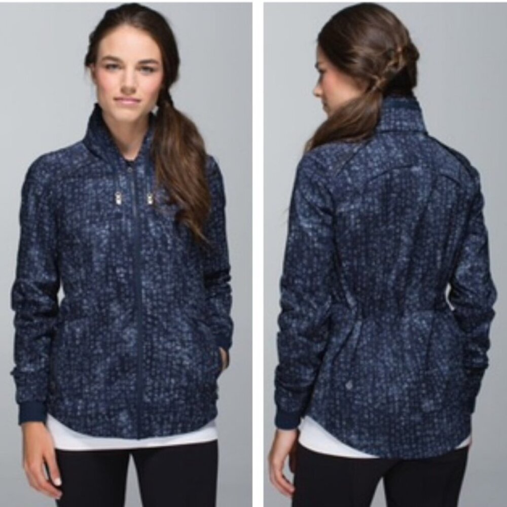 Lululemon Spring Forward Jacket Hoodie Shell Pocket Full Zip Lightweight Blue 6